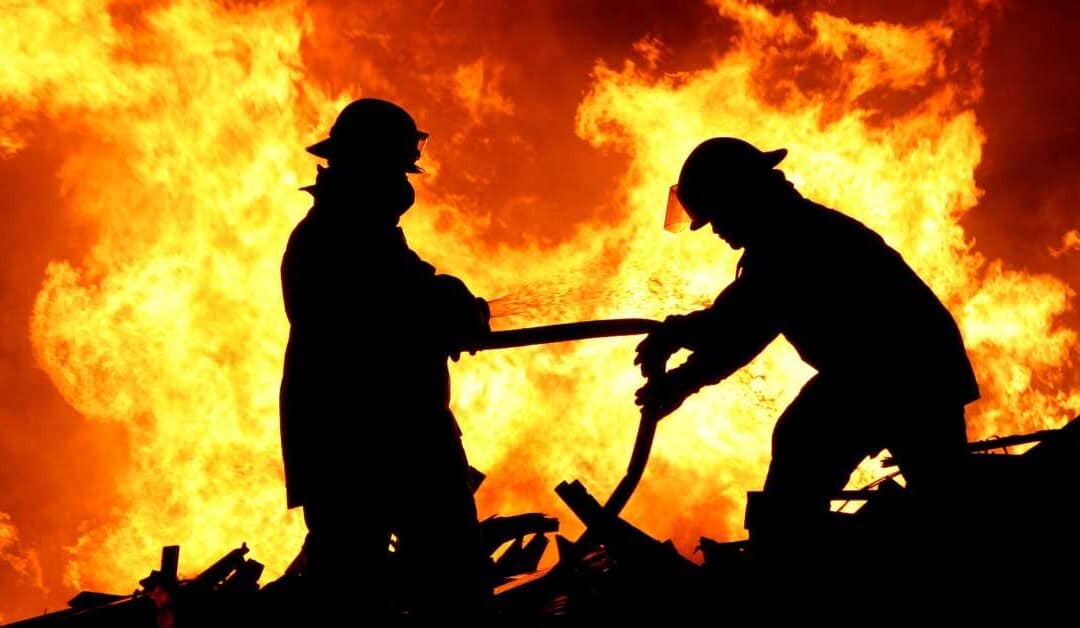 About 100 retirement community residents evacuated to avoid Indianapolis fire and burn injuries